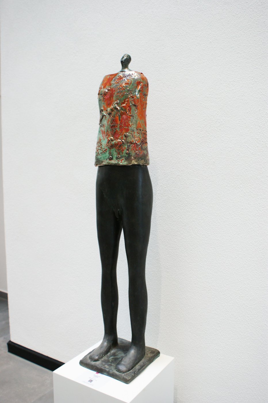 Guerrera_Bronze_Keramik_107cm